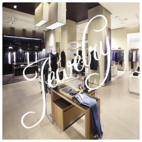 Jewelry - Picture 1 of 1